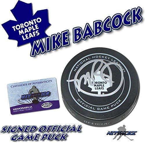 Mike Babcock potpisao je službeni pak za igru Toronto Maple Leafs - s hologramom NHL pakova s autogramom