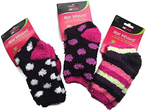 Set Ultra hidratantnih čarapa s dodatkom aloe, koji se sastoji od 3 različita dizajna