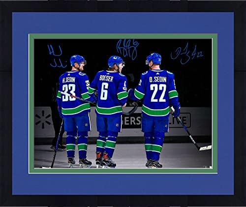 Uokvireni Daniel Sedin, Henrik Sedin i Brock Boeser Vancouver Canucks Autografirano 16 X 20 Fotografije u reflektoru - Autografirane