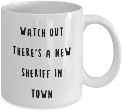 Šalica za kavu novi šerif u gradu, poklon šerifu, najbolja šerifova šalica sa smiješnim sarkazmom, od supruge, od zamjenika šerifa,